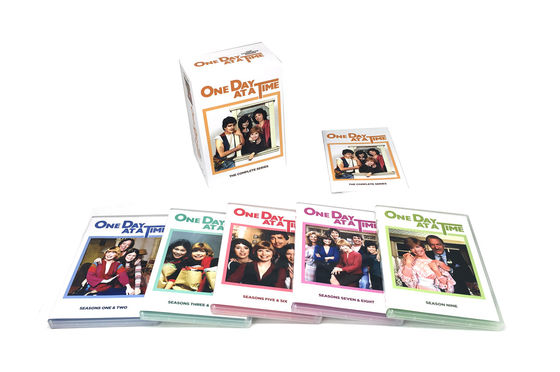 La boîte faite sur commande de DVD place le film de l'Amérique la série complète un jour à la fois la série complète fournisseur
